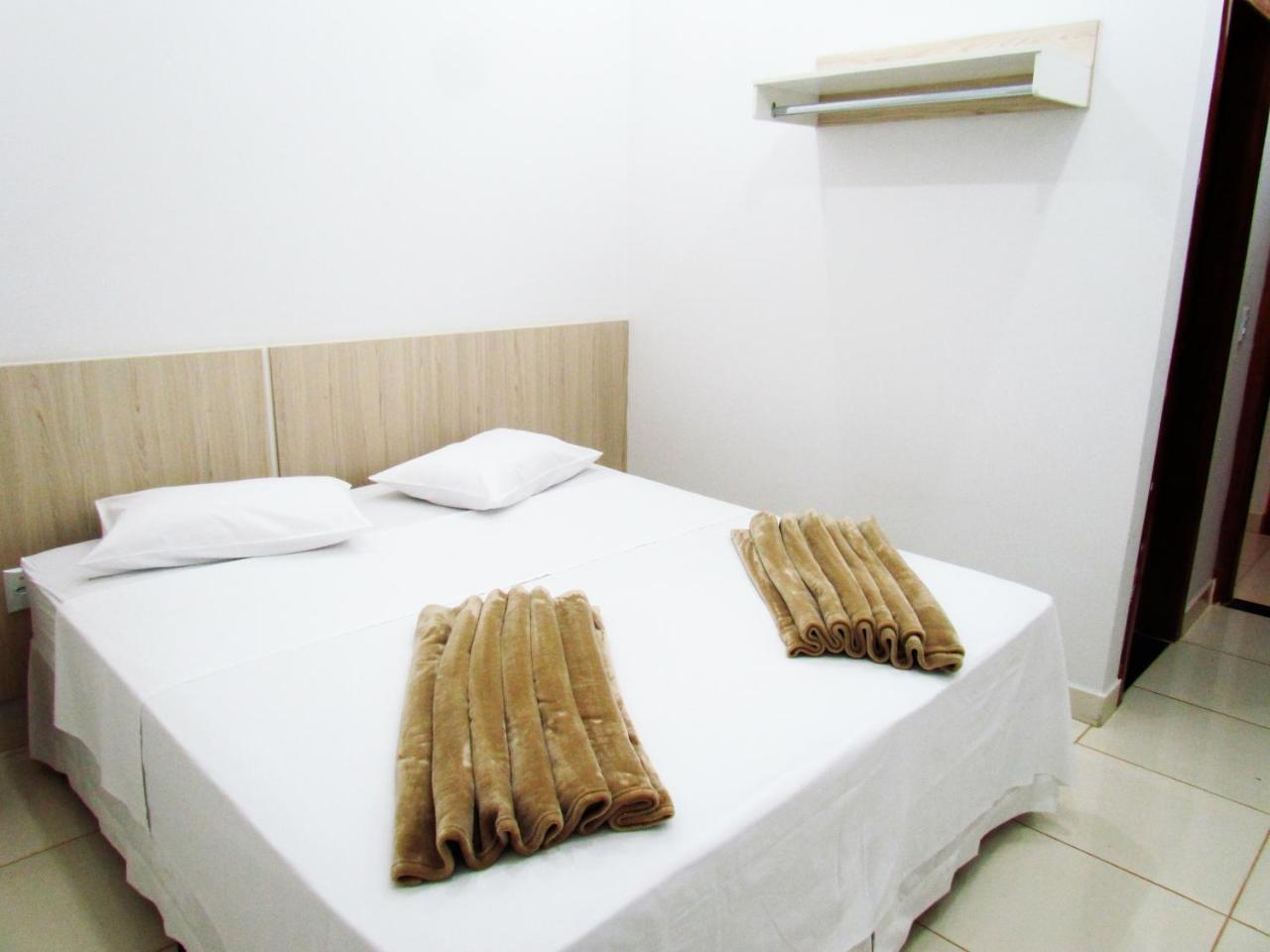 Hotel Oliveiras Trindade (Goias) Exterior foto